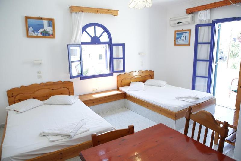 Perissa Mar Rooms Екстериор снимка